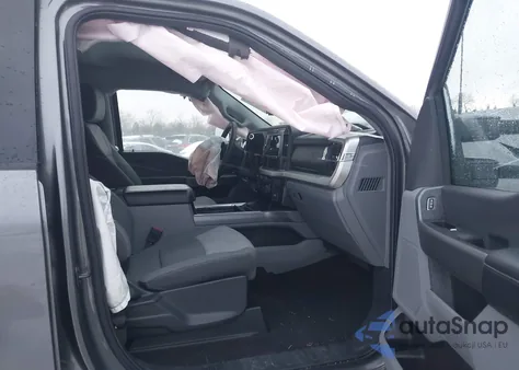 2025 Ford F-250 Xlt z USA, uszkodzony, nr VIN 1FT7W2BT1SEC43211